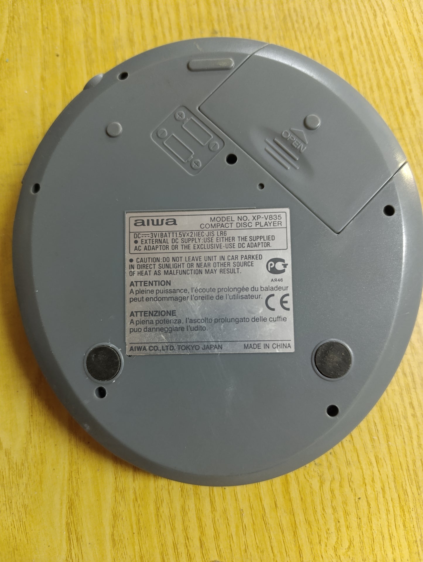 Lettore CD Portatile Aiwa XP-V835 - EASS 3X Anti-Shock - Blu Cobalto